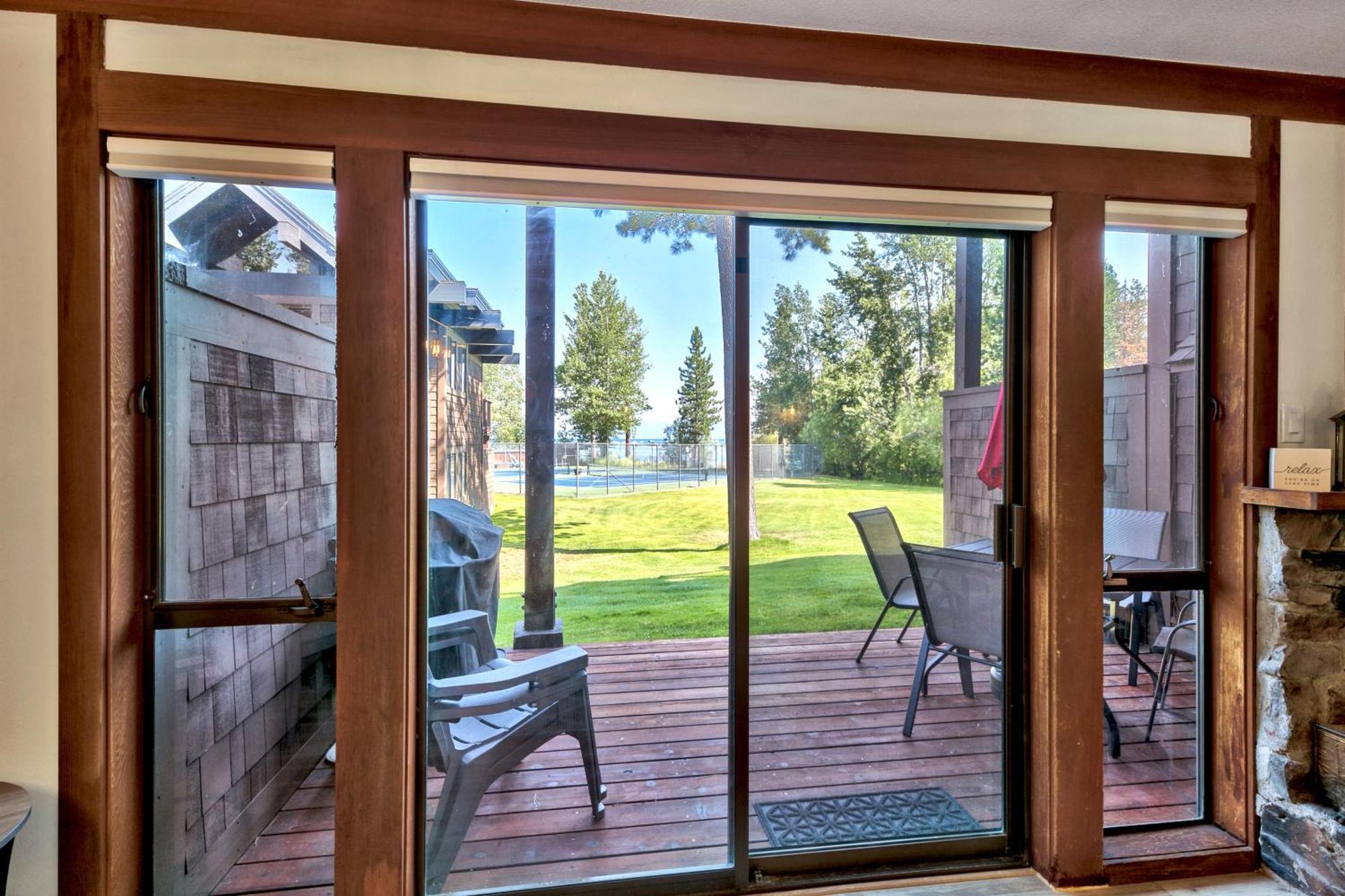 Beautiful Remodeled Condo In Тахо Сити Екстериор снимка